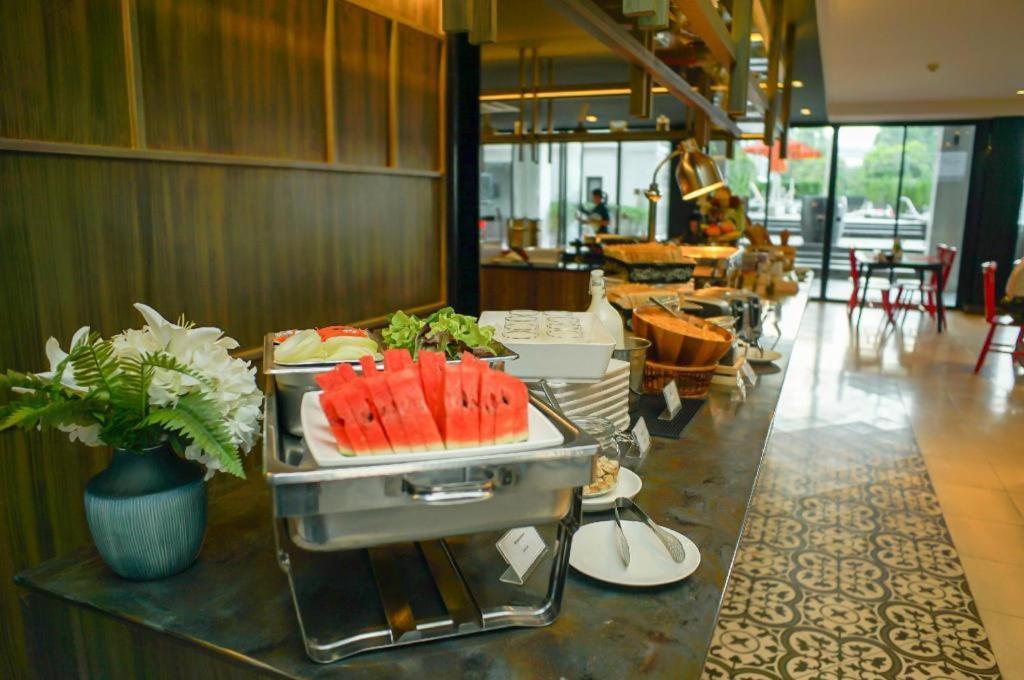 7 Days Premium Don Meaung Airport Khách sạn