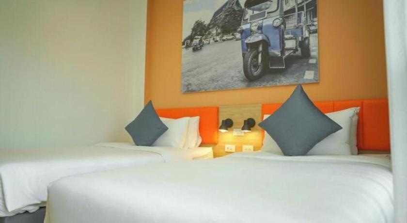 7 Days Premium Don Meaung Airport