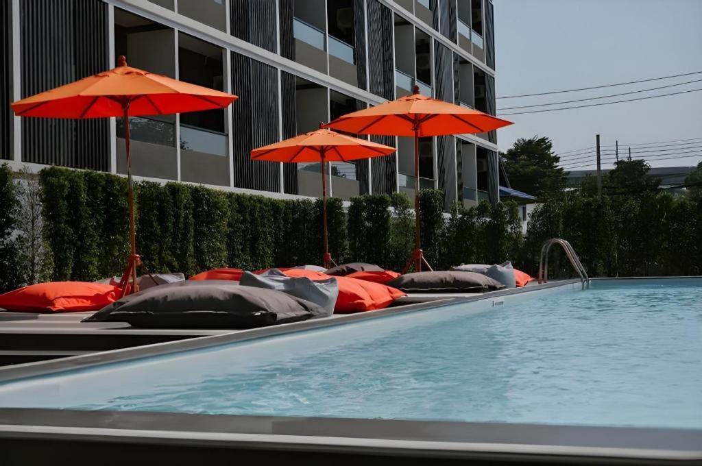 7 Days Premium Don Meaung Airport Hotel 3*